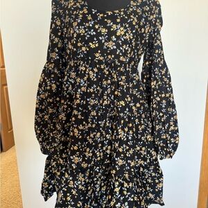 En Saison Black Floral Midi Dress